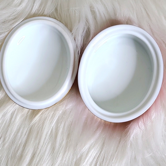 Home Interiors Victorian Christmas Box Angel Porcelain Collectible Decor Boehm - Picture 2 of 5